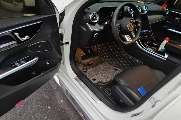 Used Mercedes-Benz C-Class 2023 Restyled C 260 L Sport Edition Driver Seat