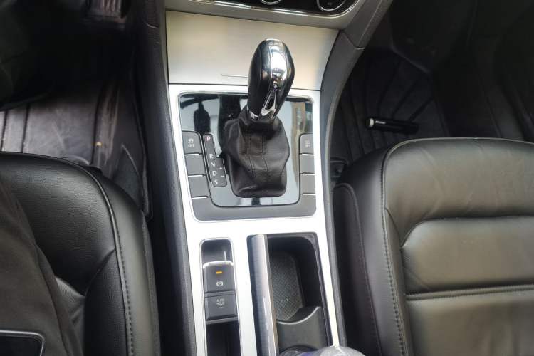 Used Volkswagen Passat 2014 1.4TSI DSG Prestige Edition
