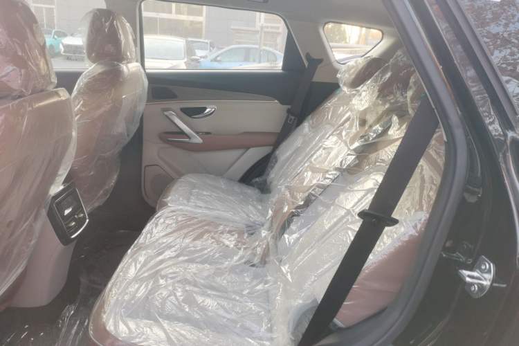 Used JETOUR X70 C-DM 2024 Landwind PRO 7-Seater