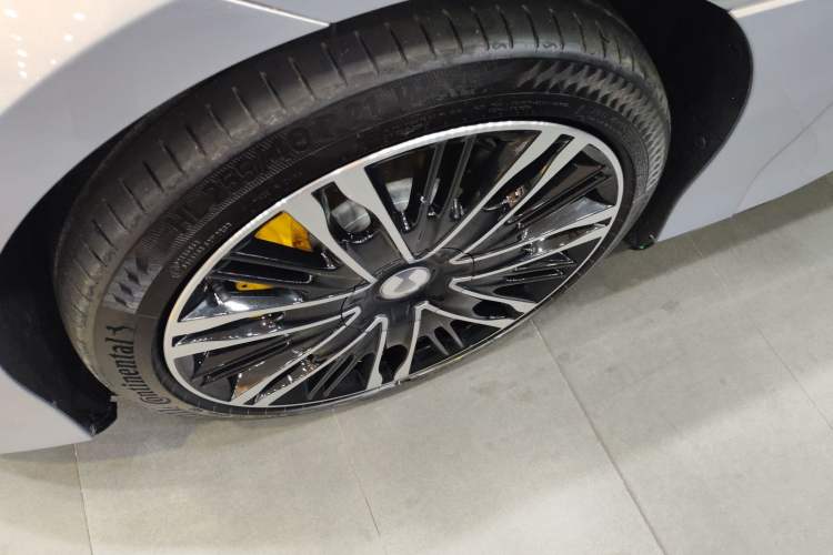 Used Denza Z9GT 2024 1100 Four-Wheel Drive Ultra Version