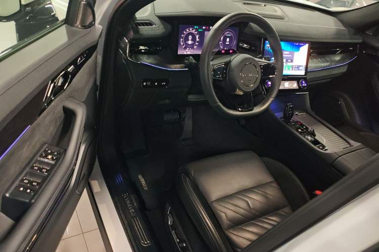 Used Lynk & Co 09 EM-P 2021 2.0T PHEV Halo Seven-Seater