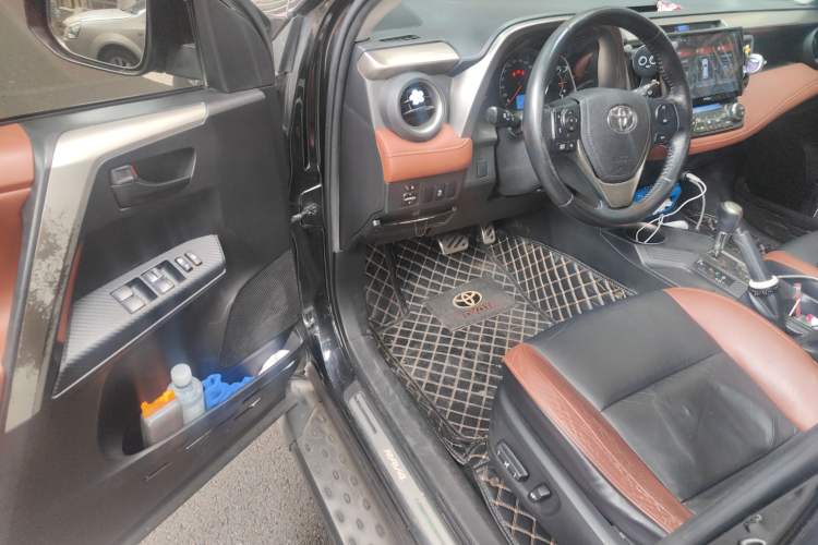 Used Toyota RAV4 2013 2.5L Automatic 4x4 Elite Edition