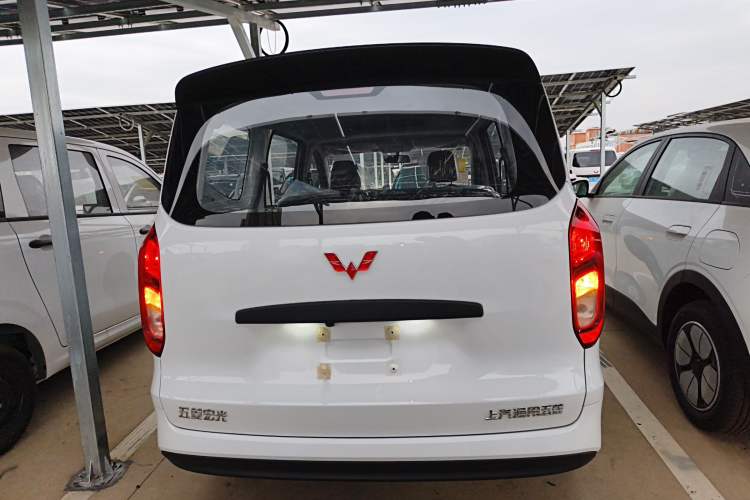 Used Wuling Hongguang New Energy 2024 All-Electric Model 300KM Standard Version
