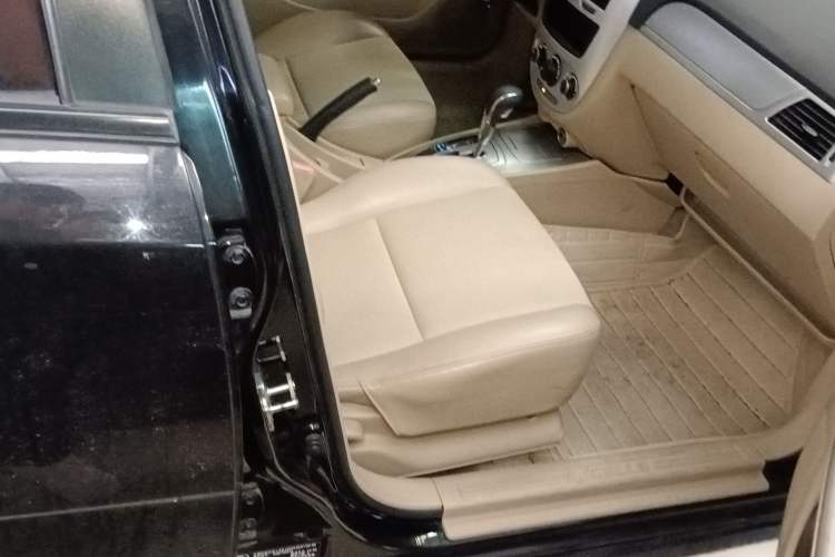 Used Buick Excelle 2013 1.5L Automatic Classic Model