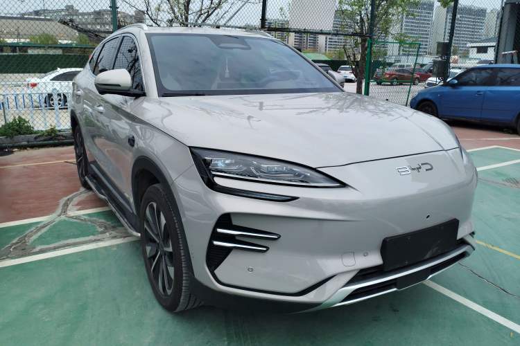 Used BYD Song PLUS New Energy 2025 EV Intelligent Driving Version 520km Premium Model Exterior 1