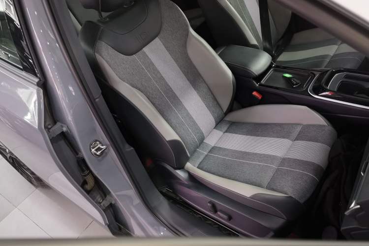 Used Volkswagen ID.4 CROZZ 2025 Pure Edition