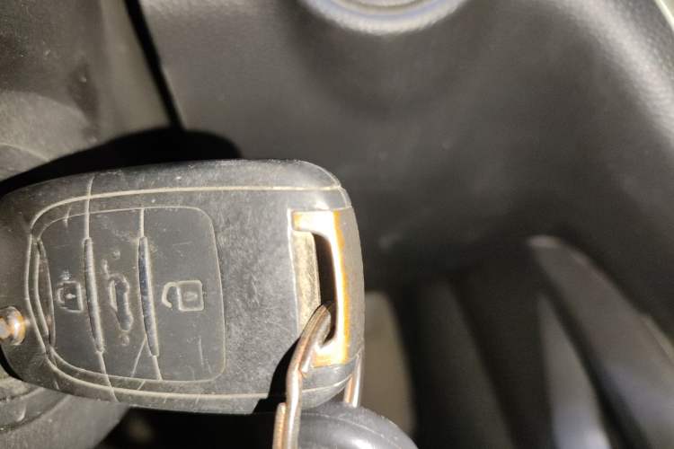 Used Wuling Hongguang S3 2019 1.5L Manual Standard Version China VI Standard