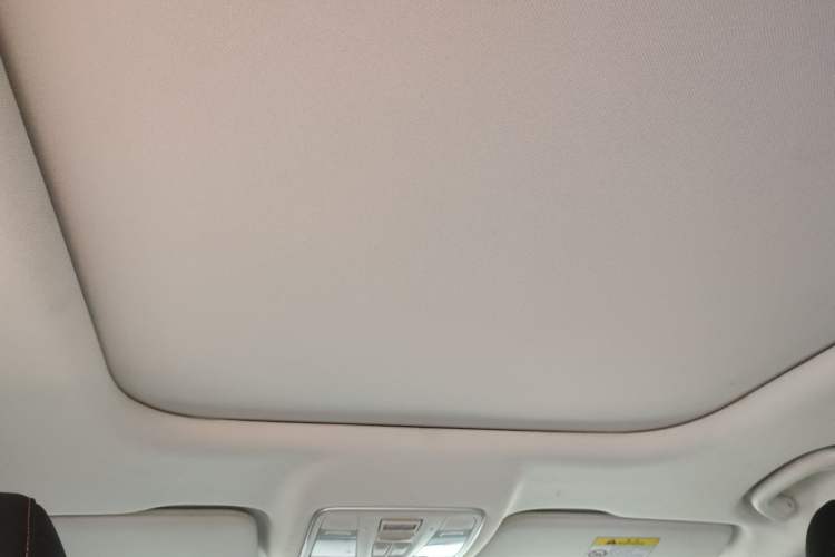 Used CHANGAN OSHAN X7 PLUS 2023 Enjoy Edition 1.5T Automatic Prestige 7-Seater Headliner