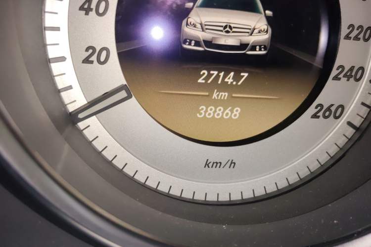 Used Mercedes-Benz C-Class 2011 C 200 CGI Fashion Model