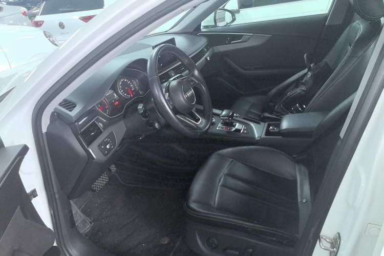 Used Audi A4L 2019 35 TFSI Ambition China VI
