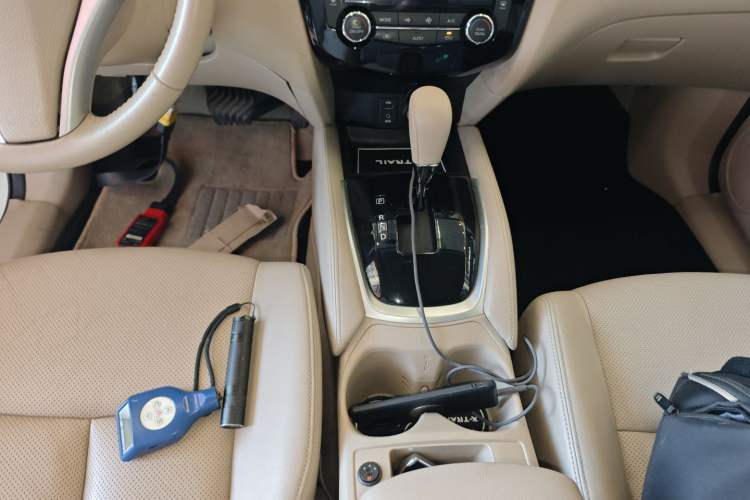 Used Nissan X-Trail 2015 2.0L CVT Comfort MAX Edition 2WD