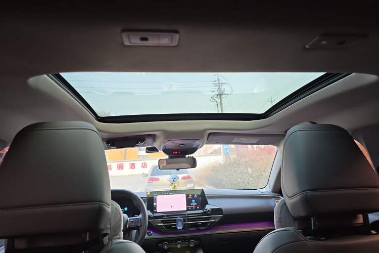 Used Citroen C5 X 2022 1.6T Extraordinary Style—Year of the Tiger New-Year Special Edition
