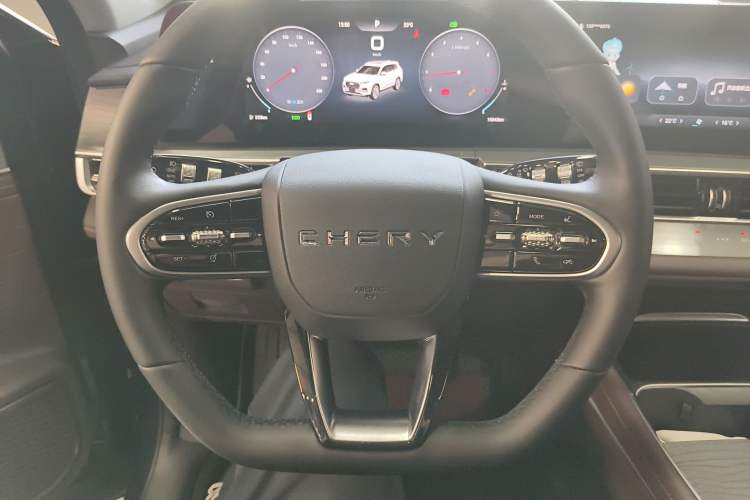 Used Chery Tiggo 8 PLUS 2024 Champion Edition 290TGDI DCT Deluxe Version 5-Seater