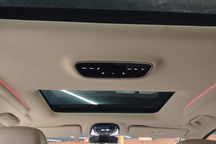 Used VOYAH Dream 2022 0-Carbon Edition Dream+ Smart Enjoyment Package 475 km