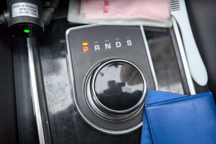 Used Jaguar F-PACE 2018 2.0T Two-Wheel Drive Urban Deluxe Edition
