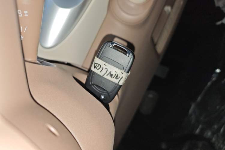 Used Wuling Hongguang MINIEV 2025 Four-Door Version Advanced Edition