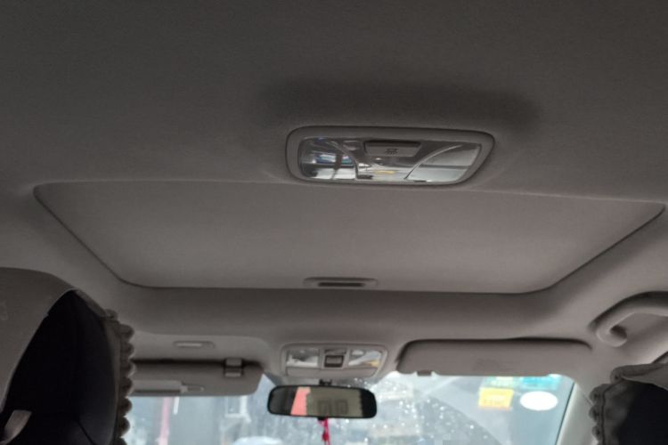 Used Hyundai ix35 2013 2.0L Automatic Two-Wheel Drive Smart GLS China IV Standard