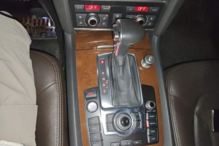 Used Audi Q7 
