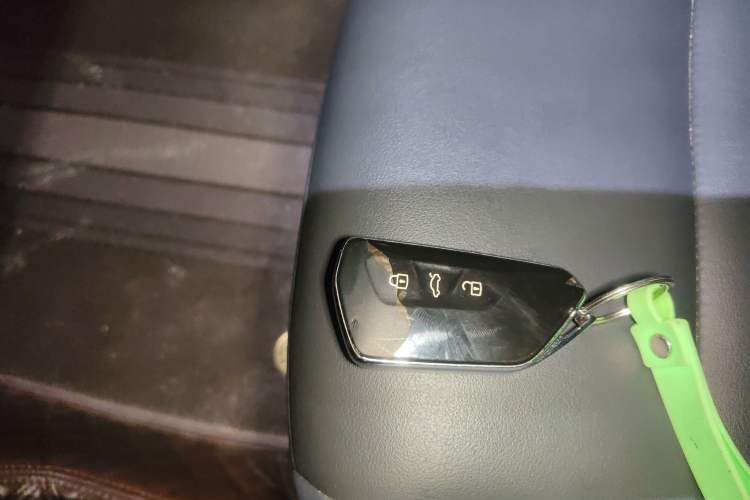 Used Volkswagen ID.4 CROZZ 2022 Long-Range Lite PRO Edition