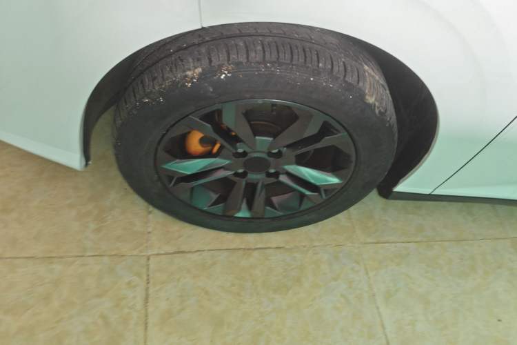 Used Dongfeng Aeolus Yixuan 2023 Mach Edition 1.5L Automatic Chasing Wind Version Exterior 4