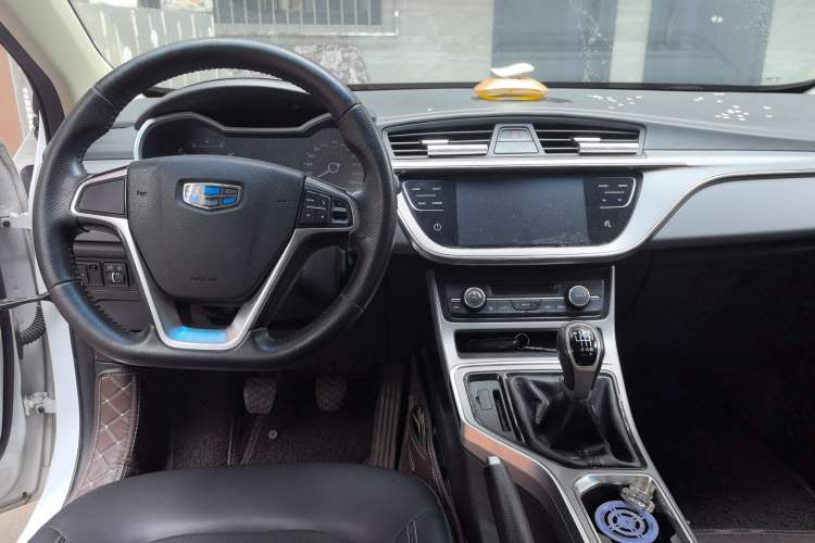 Used Geely Auto Emgrand GL 2018 1.8L Manual Elite Smart Connectivity Version
