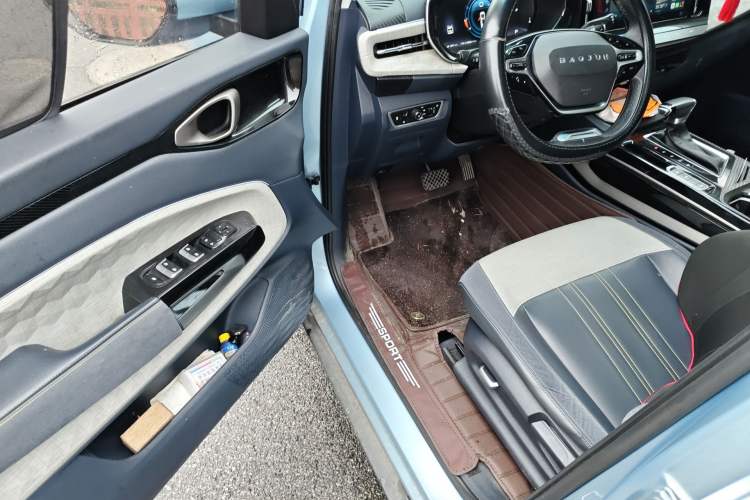 Used Baojun RM-5 2019 1.5T CVT 24-Hour Online Prestige Version 6 Seats Driver Seat