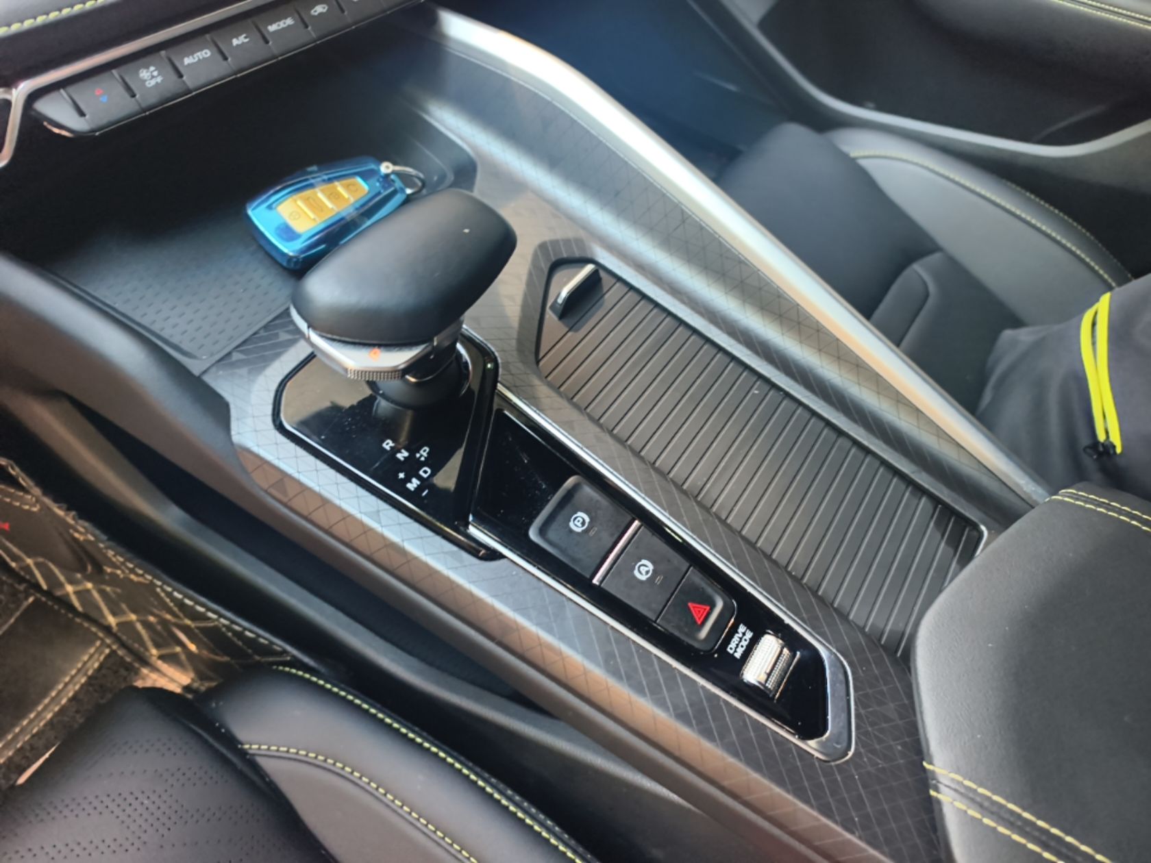 Geely Auto Preface 2023 1.5TD Fuyao Version — снимка 16