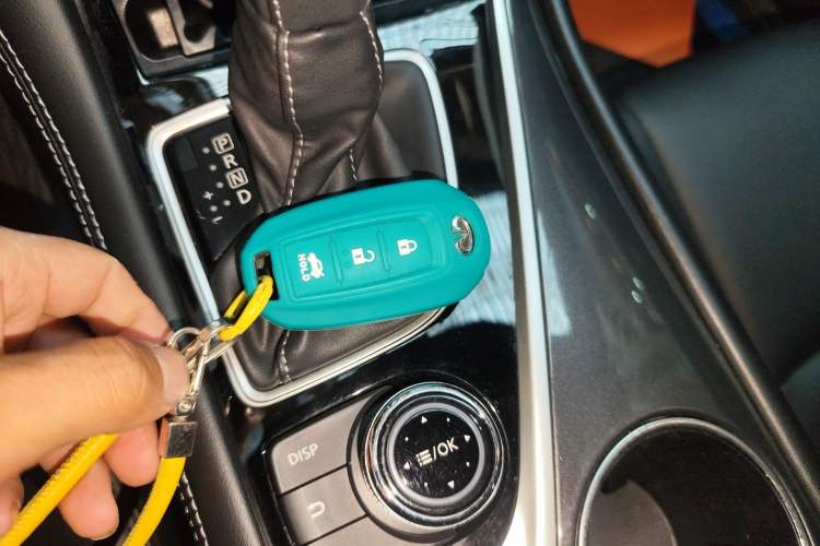 Used Infiniti Q50L 2021 2.0T Comfort Edition Vehicle Key