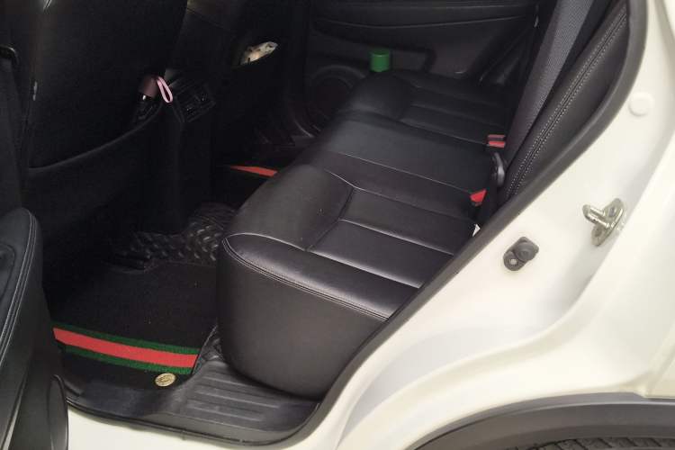 Used Nissan X-Trail 2022 2.0L Two-Wheel Drive Smart Connect & Comfort Edition Left Rear Seat