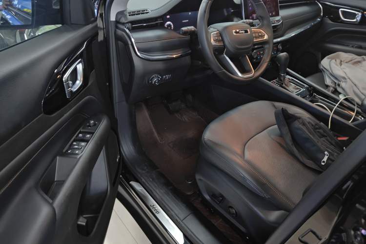 Used Jeep Compass 2021 220T Automatic Luxury Edition
