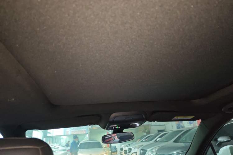 Used Cadillac XT5 2018 28E Four-Wheel Drive Tech Version