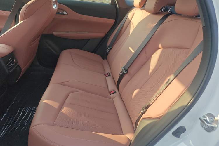 Used Changan UNI-Z New Energy 2025 Model, Smart New Blue Whale 125km Battleship+ Version