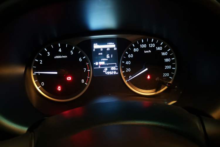 Used Nissan Kicks 2020 1.5L XE Manual Cool Edition