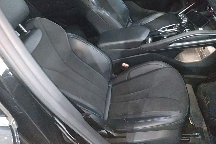 Used Geely Auto Monjaro L 2024 2.0TD High-Power Automatic Two-Wheel Drive Skyline Edition