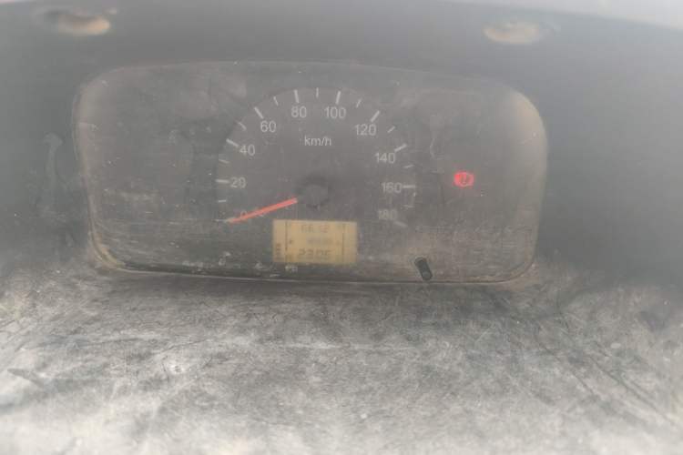 Used Wuling Zhiguang 2010 1.0L New Version Practical Short-Body L2Y