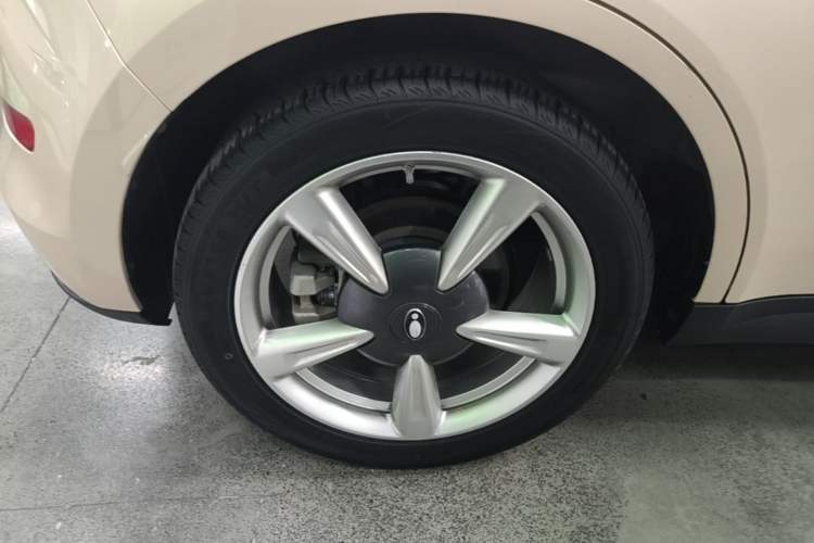 Used ORA Good Cat 2023 401 km Standard Range Premium Version Lithium Iron Phosphate
