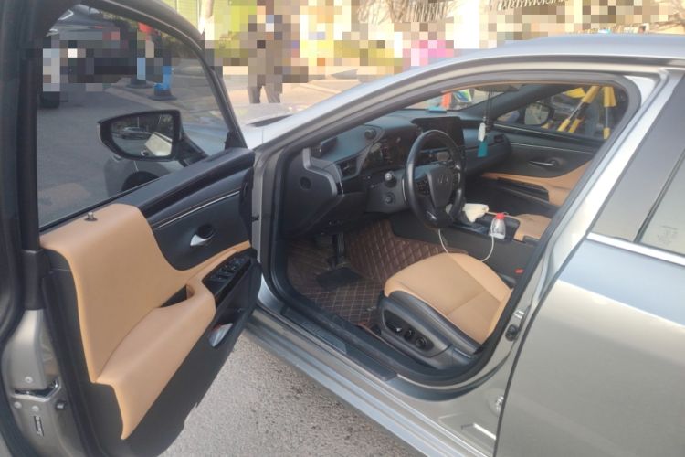 Used Lexus ES 2021 200 Excellence Edition Driver Seat