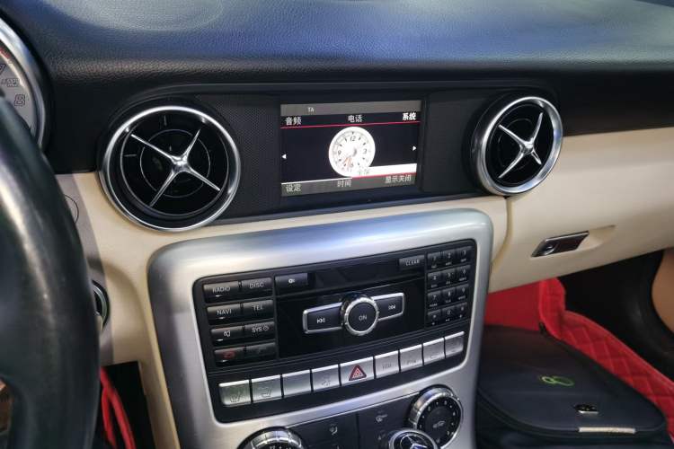 Used Mercedes-Benz SLK-Class 2011 SLK 200 Fashion Model