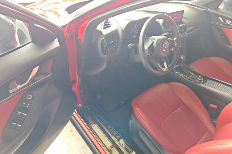 Used Mazda CX-4 2020 2.0L Automatic Two-Wheel Drive Blue Sky Dynamic Edition Driver Seat