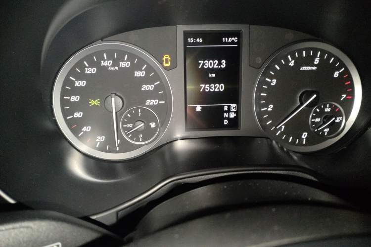 Used Mercedes-Benz Vito 2020 2.0T Business Version 7 Seats
