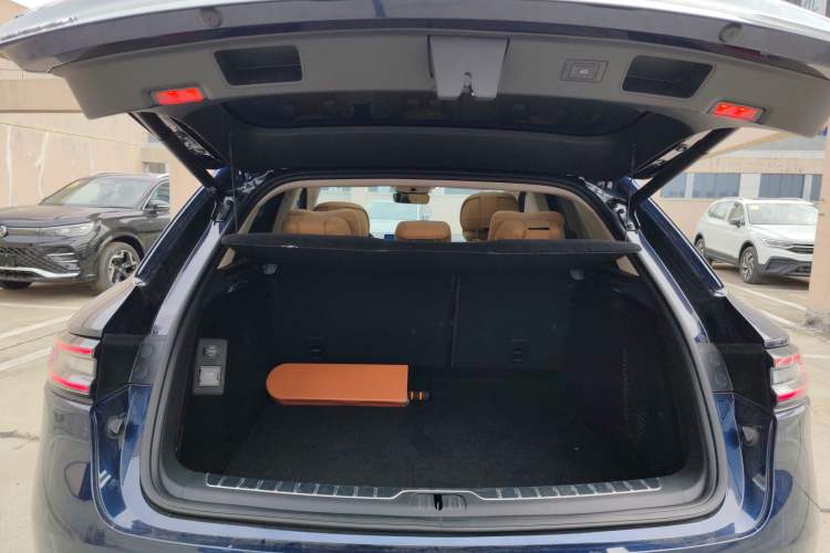 Used Hima AITO M5 2022 Range-Extended Rear-Drive Standard Version
