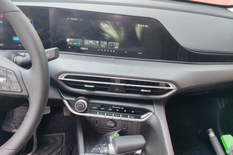 Used CHANGAN Eado 2021 PLUS Blue Whale NE 1.4T GDI DCT Prestige Model