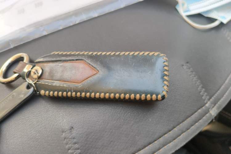 Used Wey VV6 2021 2.0T Two-Wheel Drive Smart Plus