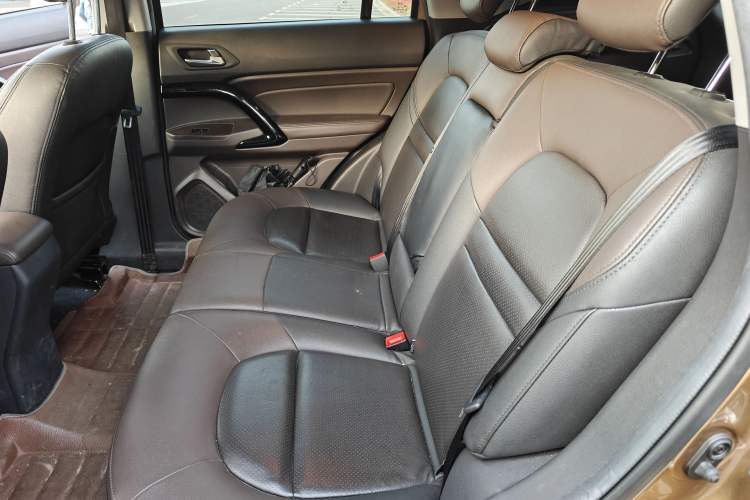Used GAC Trumpchi GS4 2015 200T G-DCT Luxury Edition Left Rear Seat