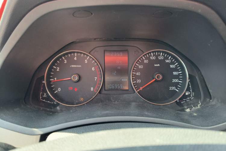 Used FAW Senya R7 2016 1.6L Manual Luxury Model