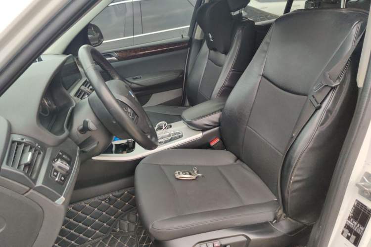 Used BMW X3 2016 sDrive20i
