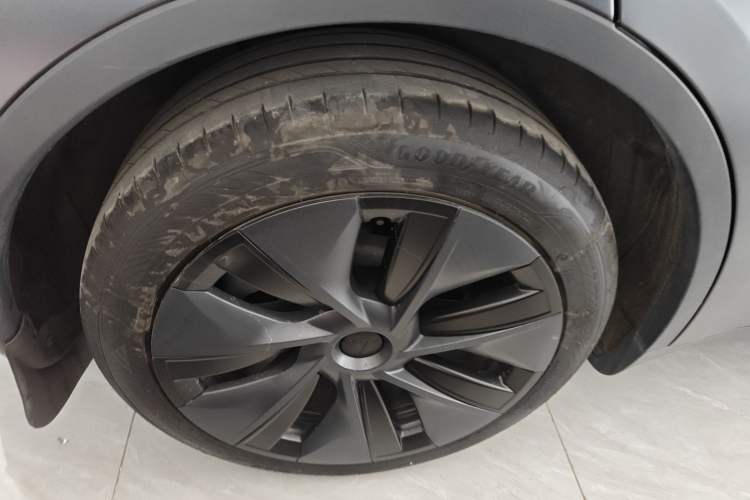 Used Tesla Model Y 2024 Rear-Wheel-Drive Version