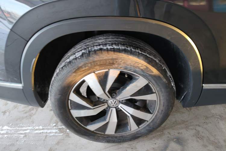 Used Volkswagen Tayron 2020 330TSI Two-Wheel Drive Luxury Smart Connectivity Version
