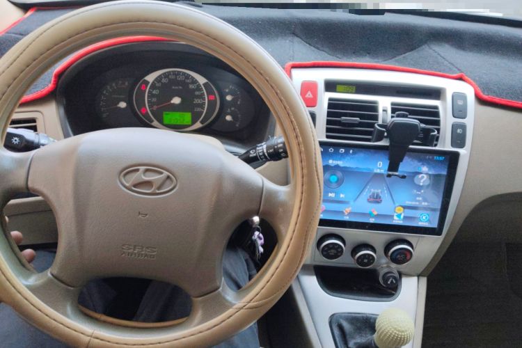 Used Hyundai Tucson 2009 2.0L Manual Two-Wheel Drive Fashion Edition
