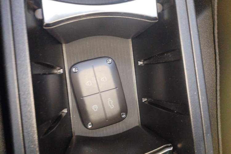 Used iCAR V23 2025 401 Two-Wheel Drive Advanced Edition
